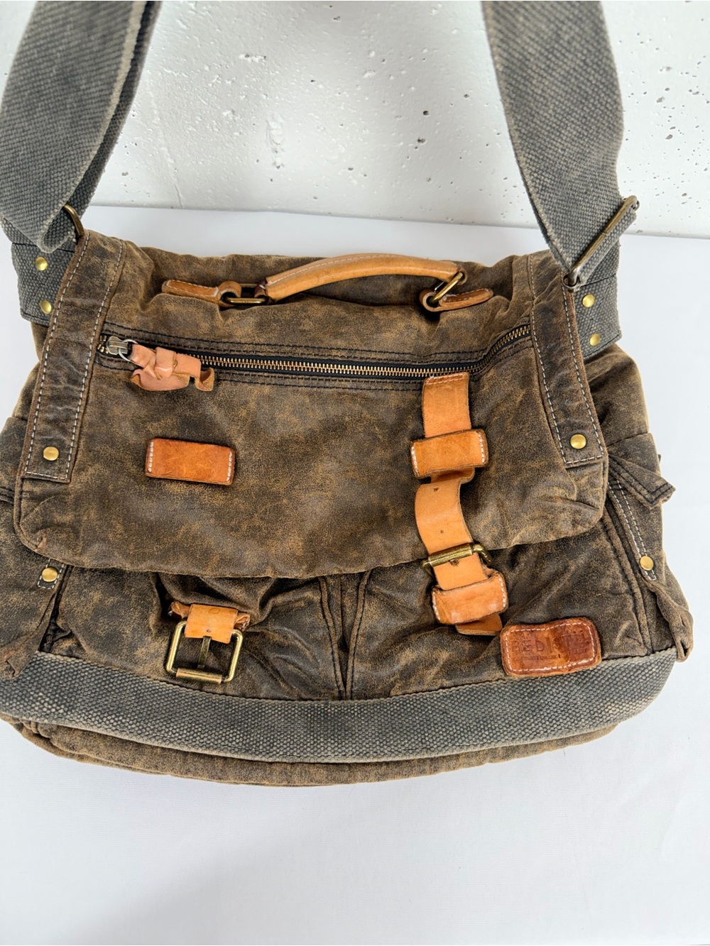 Bed Stu brown distressed leather crossbody messenger bag READ - Picture 3 of 16